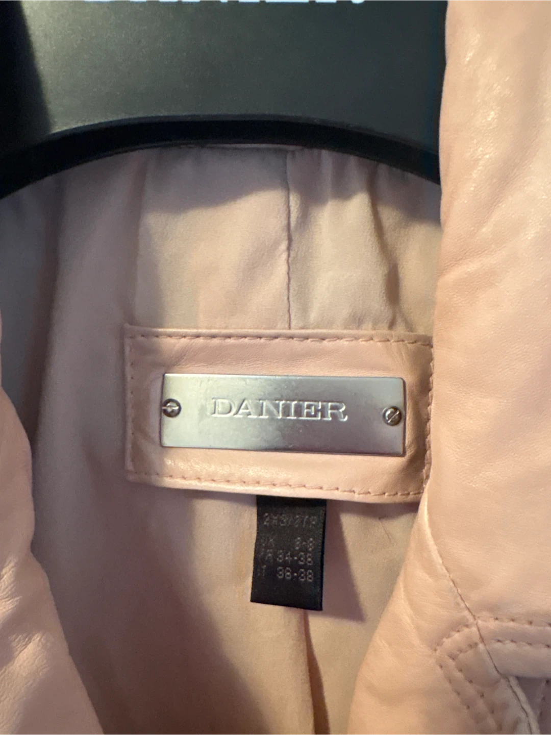 Danier Leather Jacket - Size 2XS - Pink - photo 3