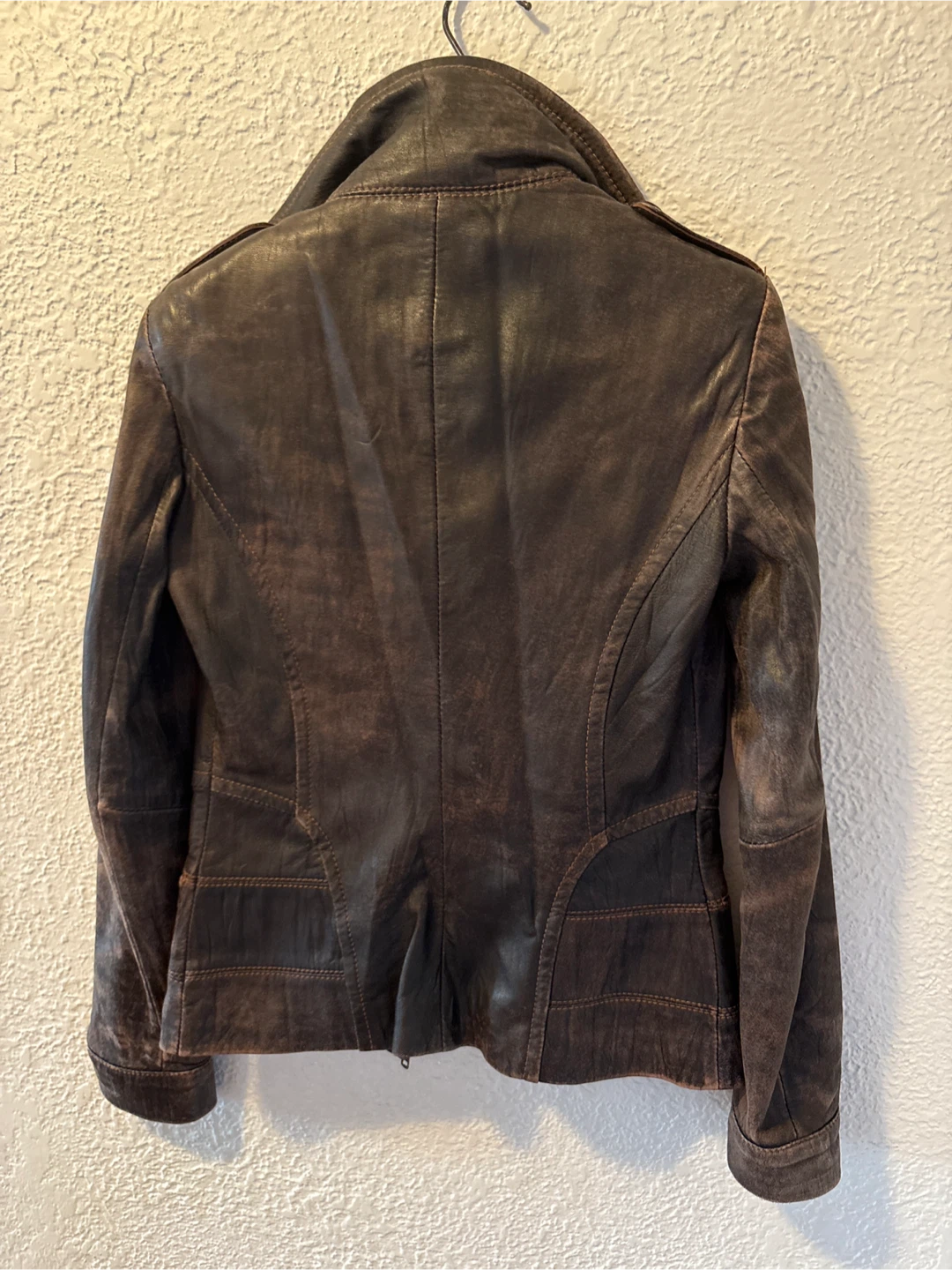 Danier Leather Jacket - Size 2XS - photo 5