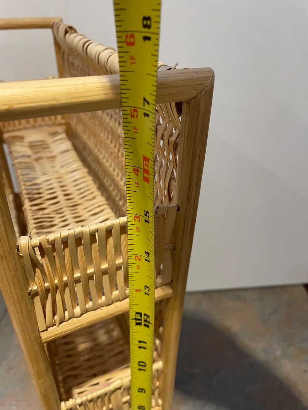 Wicker Shelf Unit with 3 Baskets image indicator(5)