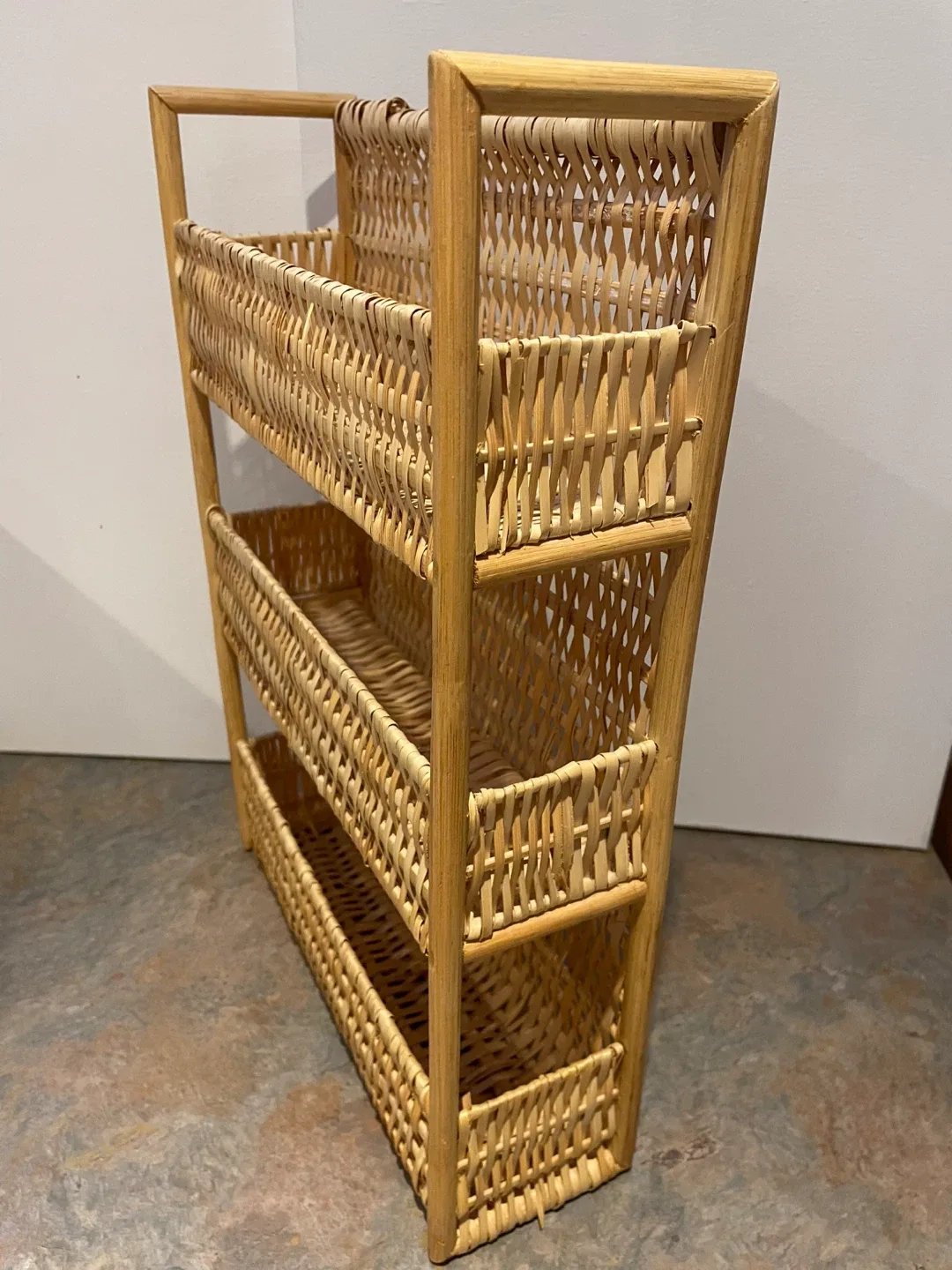 Wicker Shelf Unit with 3 Baskets image indicator(4)