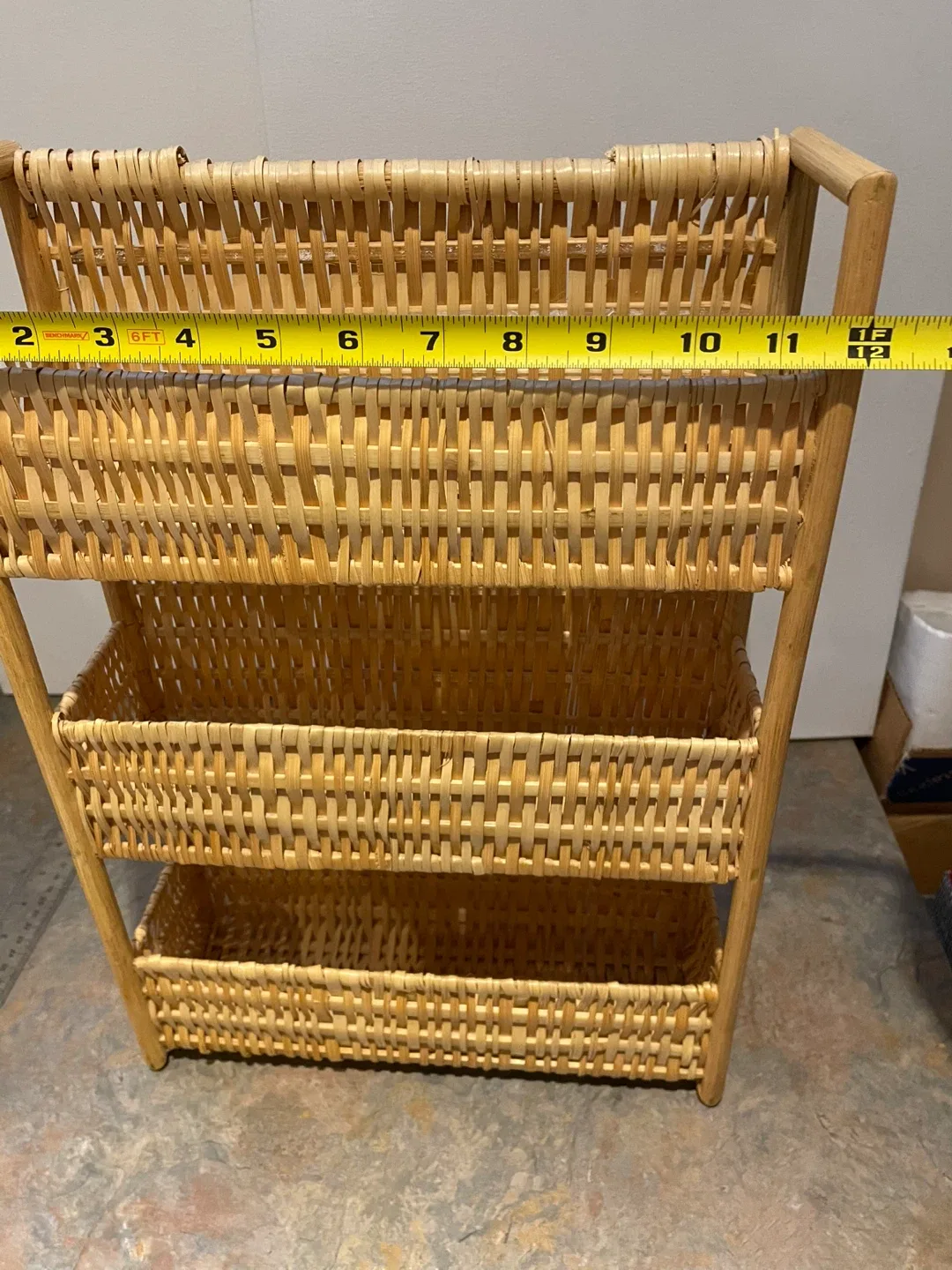 Wicker Shelf Unit with 3 Baskets image indicator(6)