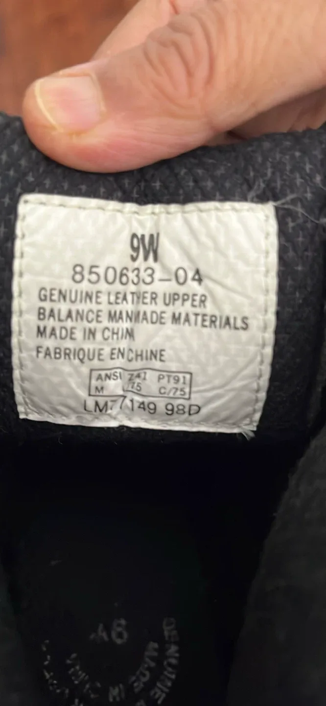 #CLEANOUT Dakota Brown Leather Work Boots - Size 9W image indicator(3)