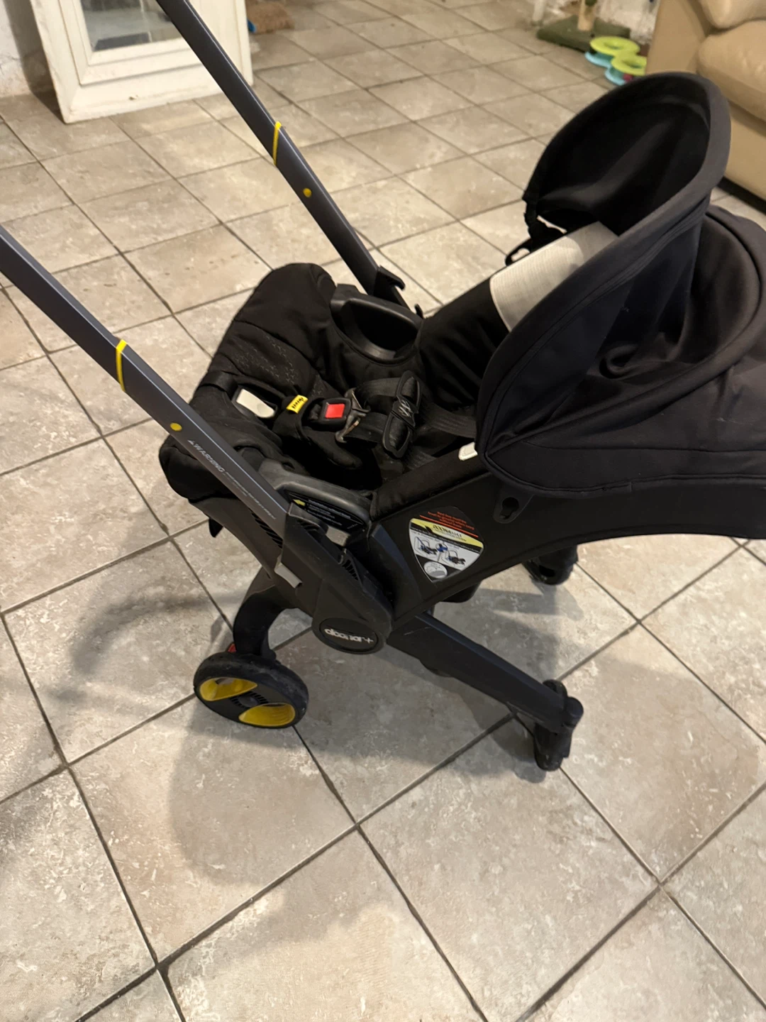 Doona Infant Car Seat/Stroller - Black - photo 3