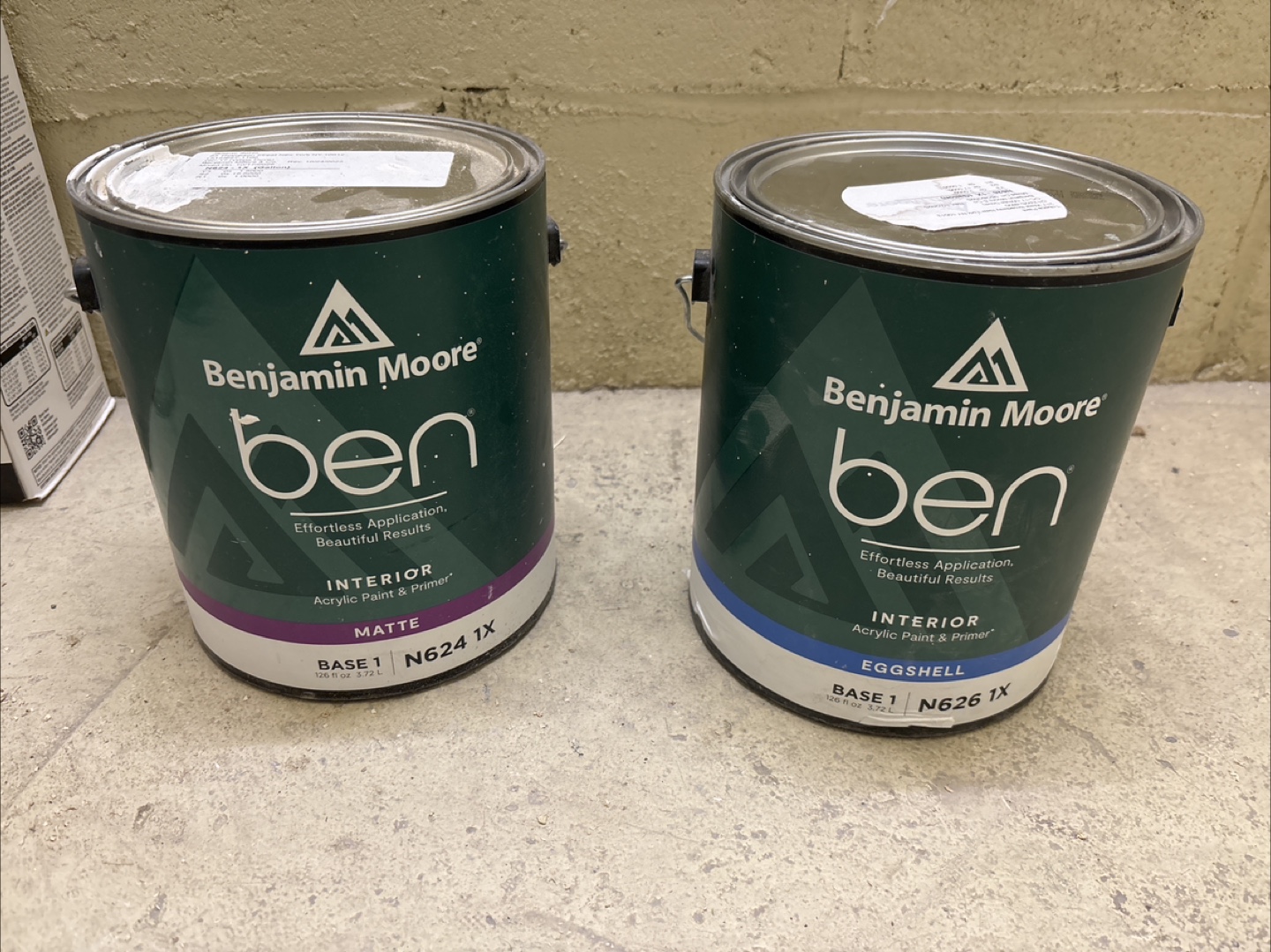 Benjamin Moore White Dove Paint Gallon