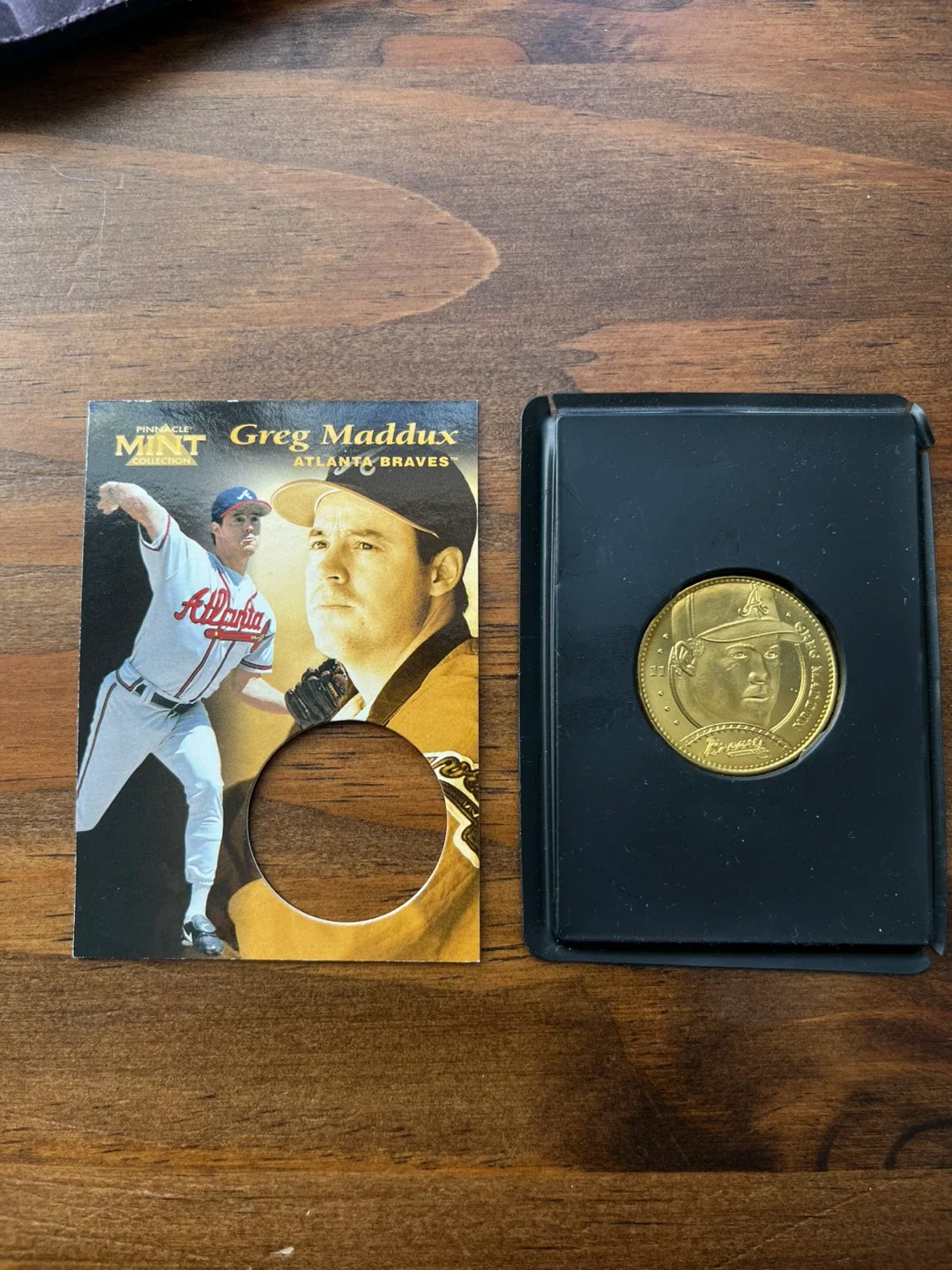 1997 Pinnacle Mint Collection - Greg Maddux #11