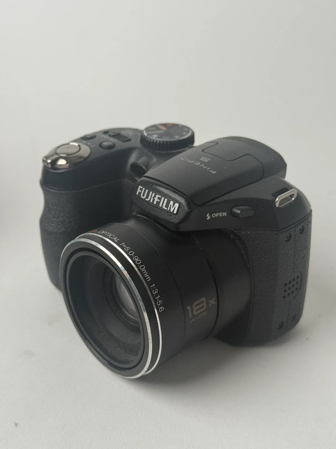 Fujifilm FinePix S Digital Camera