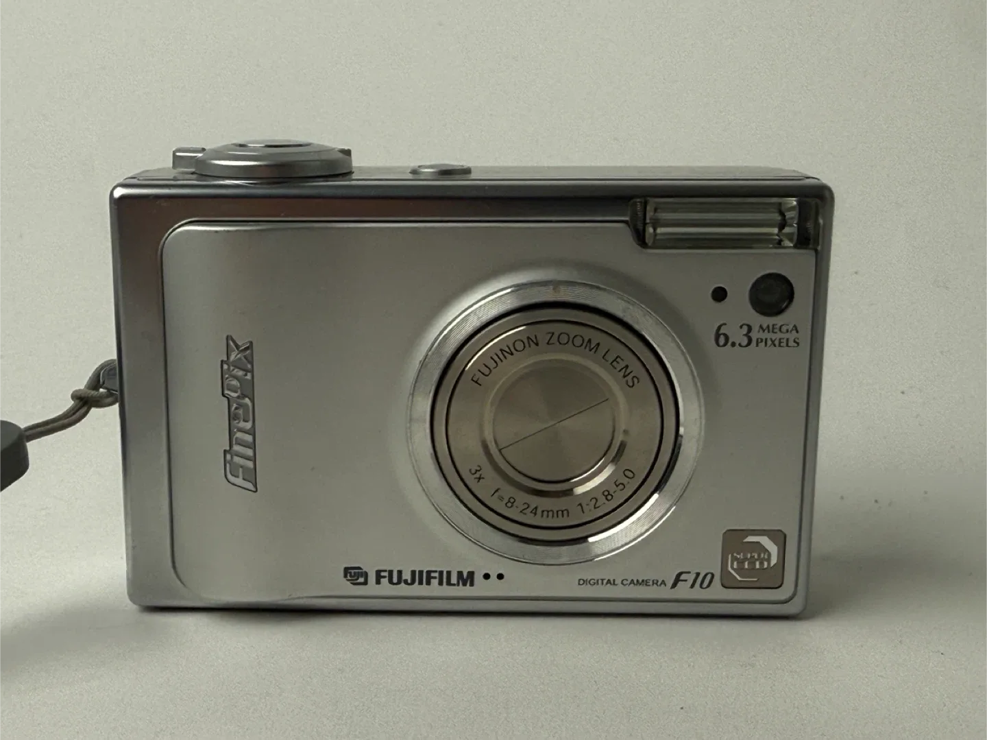 Fujifilm FinePix F10 Digital Camera