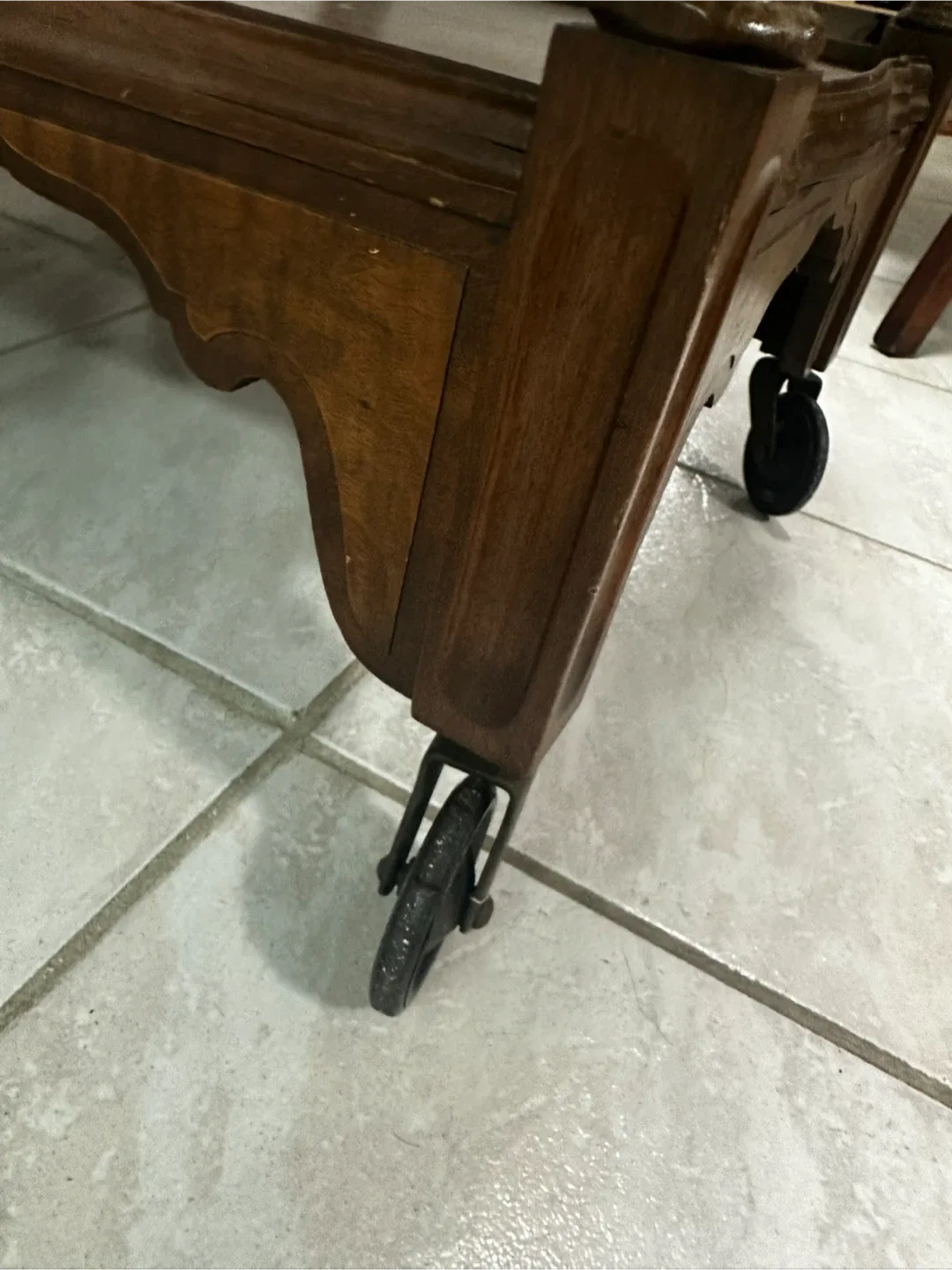 Vintage Wooden Tea Cart image indicator(8)