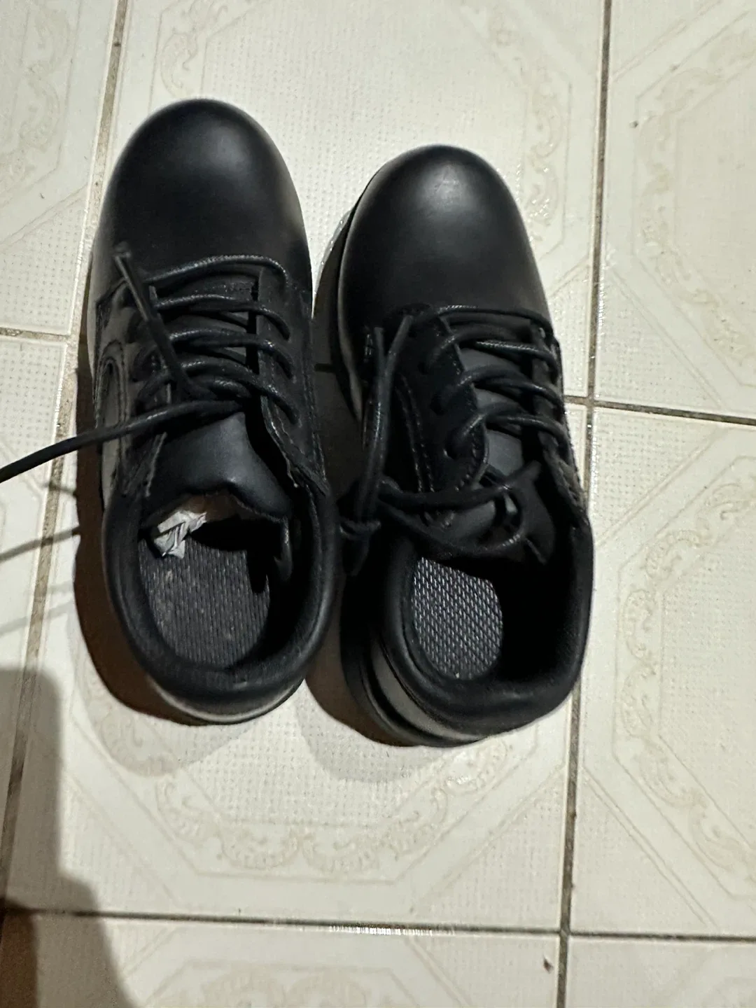 Black Safety Shoes - Men's 3.5 Wide