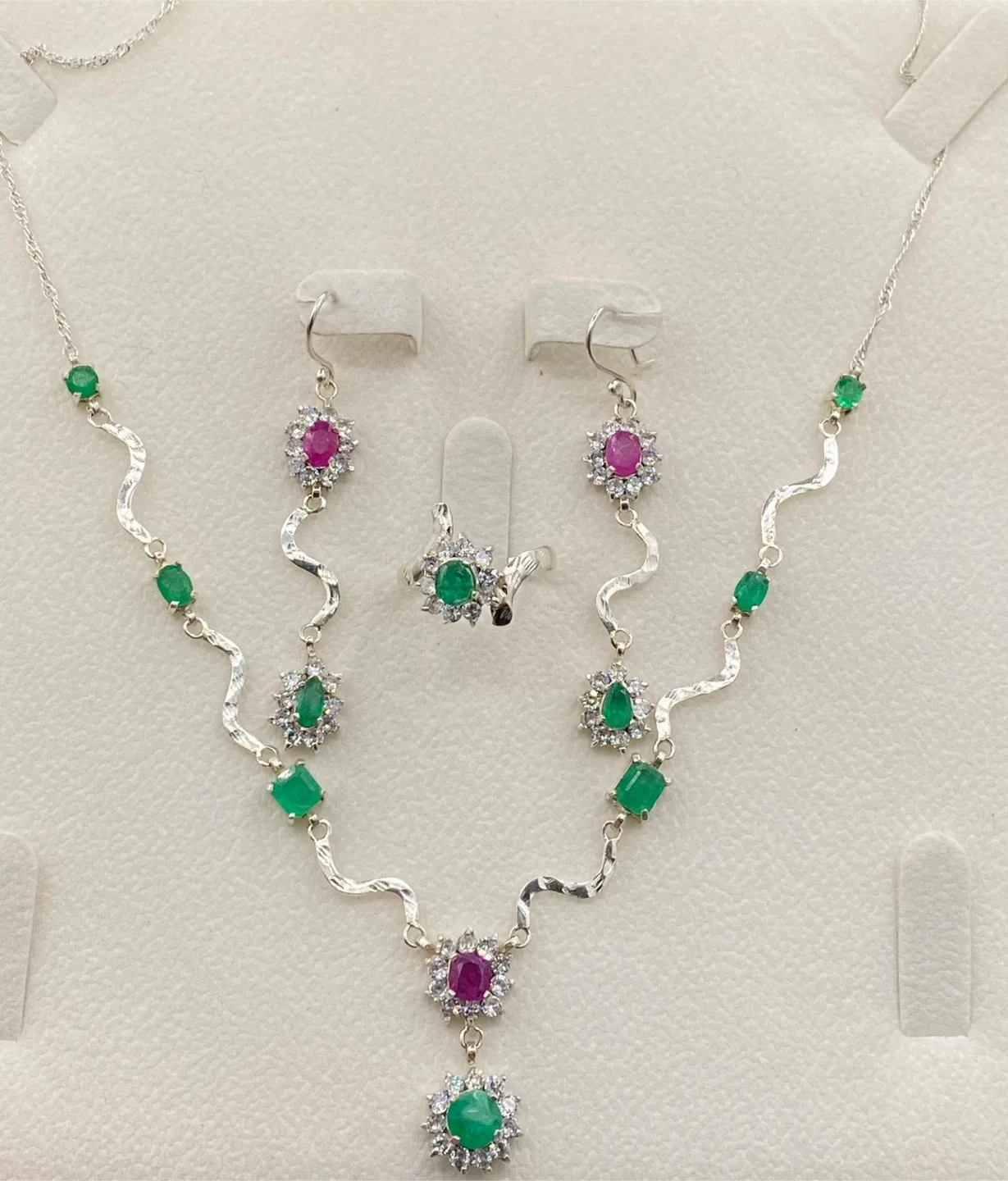 Natural Panjshir Emerald & Ruby Jewelry