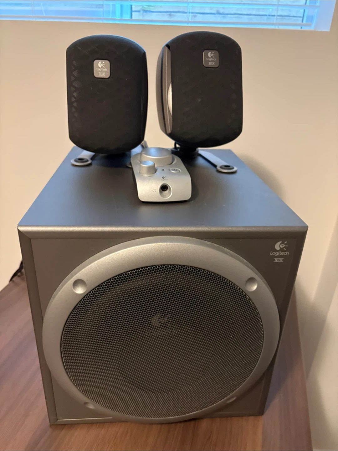 Logitech Z623 Speaker System - photo 2