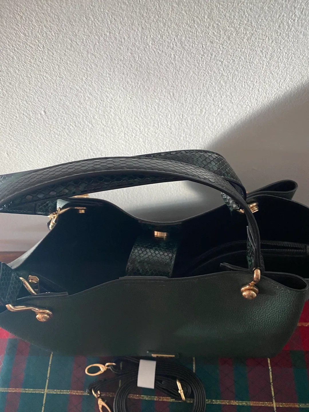 ALDO Green Tote Bag #Cleanout image indicator(3)