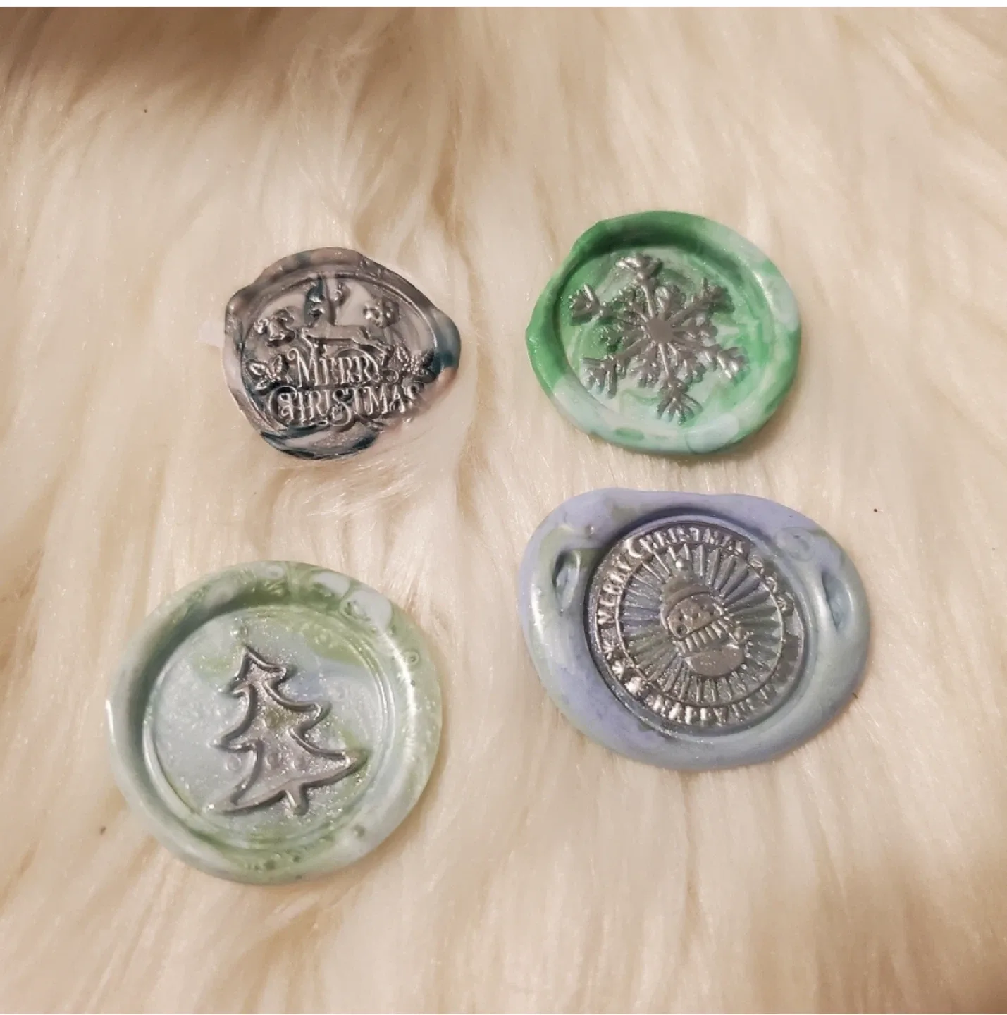 $1 Each Christmas Ornaments & Decorations image indicator(3)