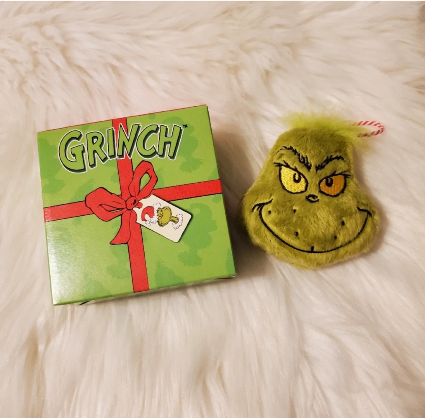 $1 Each Christmas Ornaments & Decorations image indicator(4)