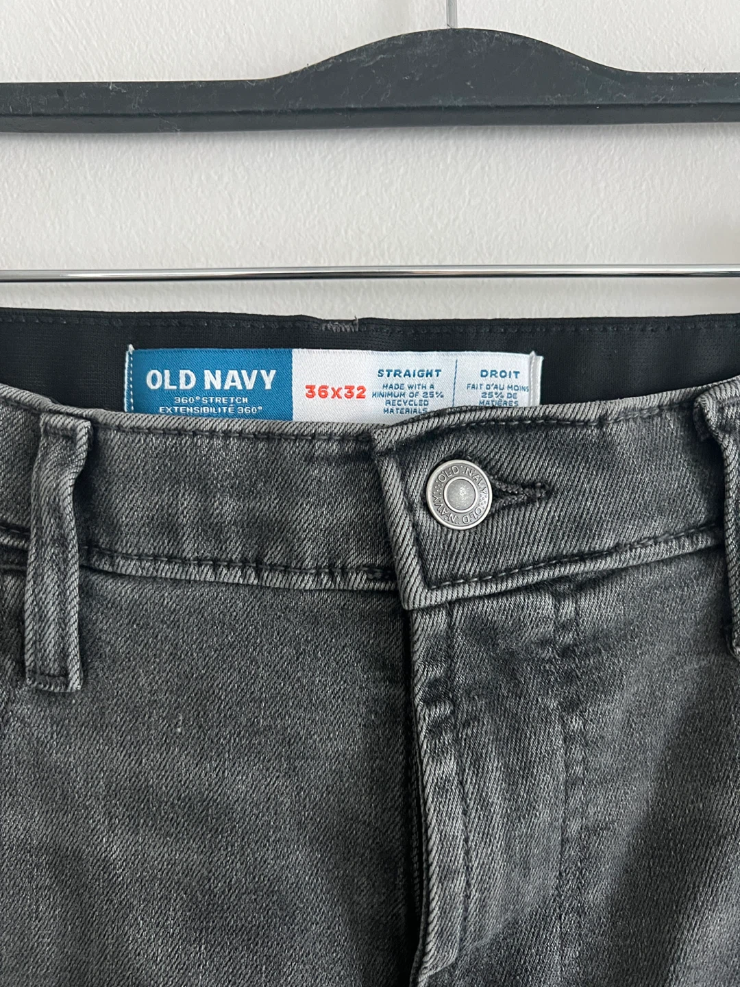 Old Navy Straight Jeans - Size 36x32 - photo 4