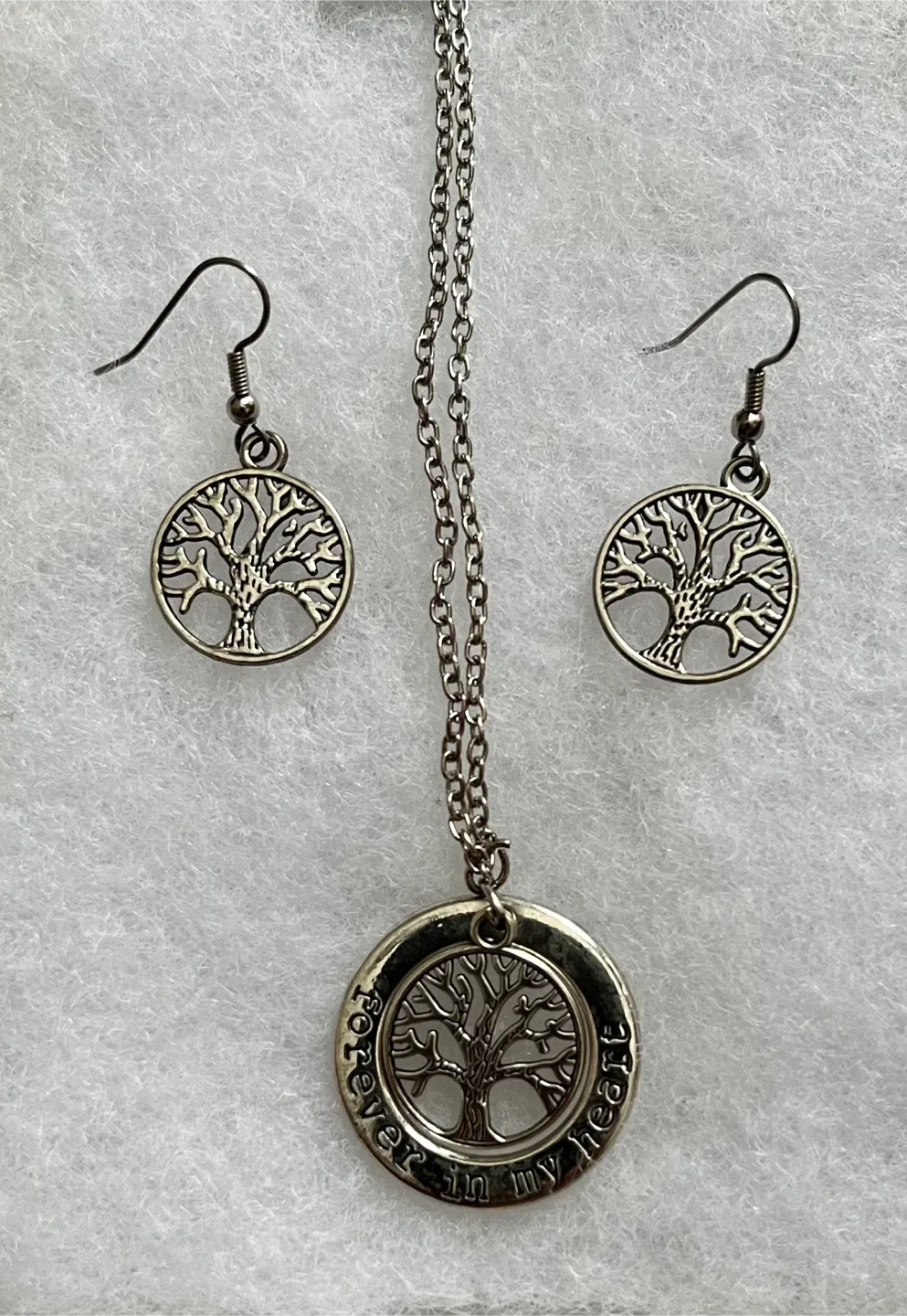 #Cleanout- Tree of Life Necklace & Earring Set image indicator(2)