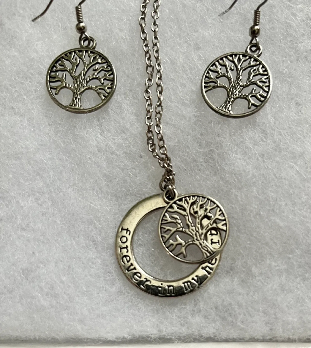 #Cleanout- Tree of Life Necklace & Earring Set image indicator(4)