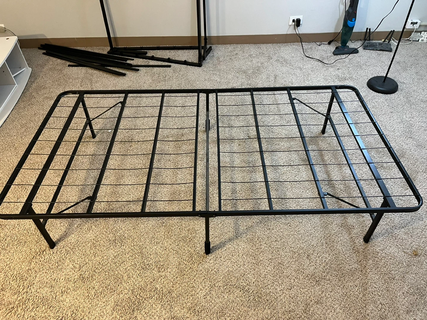 Amazon Basics Twin Bed Frame - Black - photo 2