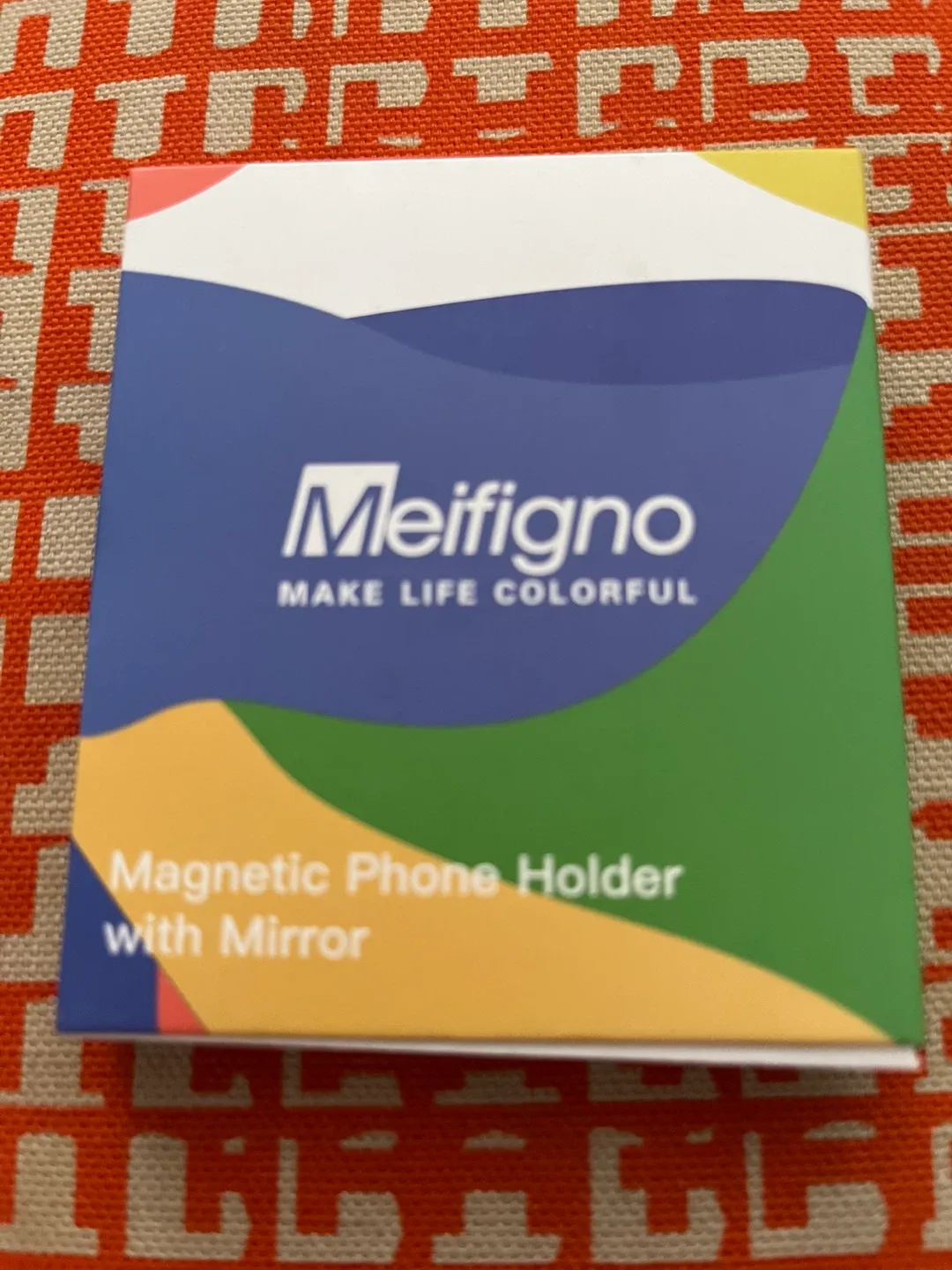 Meifigno Magnetic Phone Holder with Mirror - Rose Gold image indicator(4)