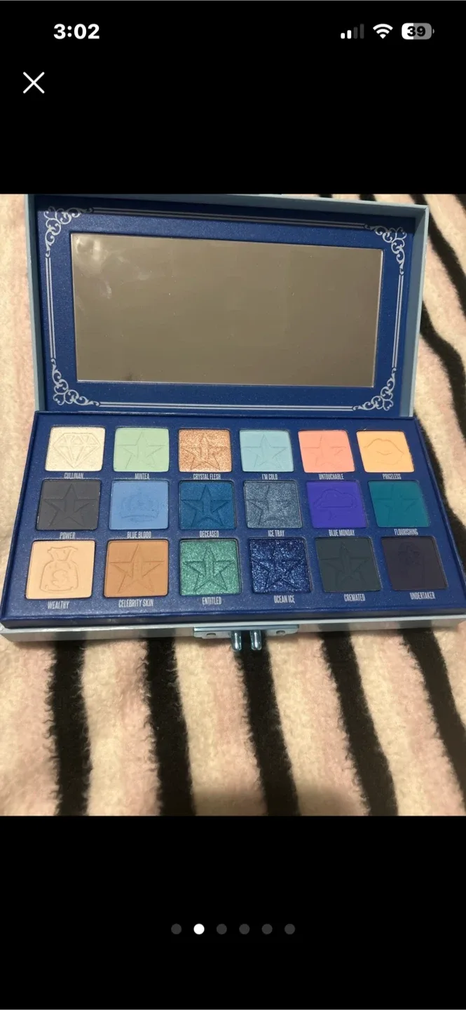 Jeffree Star Cosmetics Blue Blood Eyeshadow Palette image indicator(6)