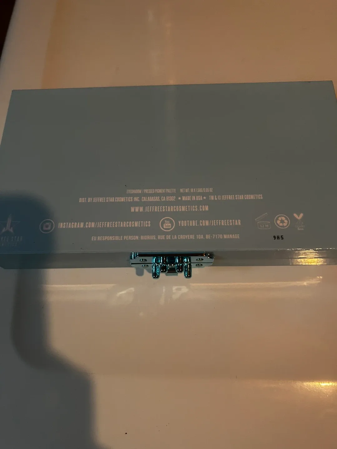 Jeffree Star Cosmetics Blue Blood Eyeshadow Palette image indicator(4)