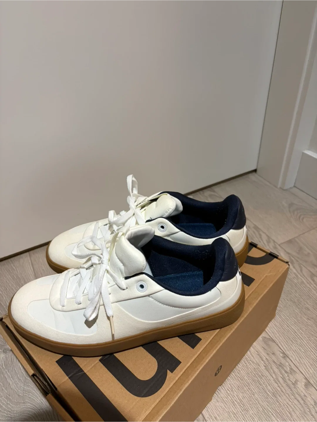 Lululemon Cityverse Men's Sneakers Size 11.5 image indicator(5)