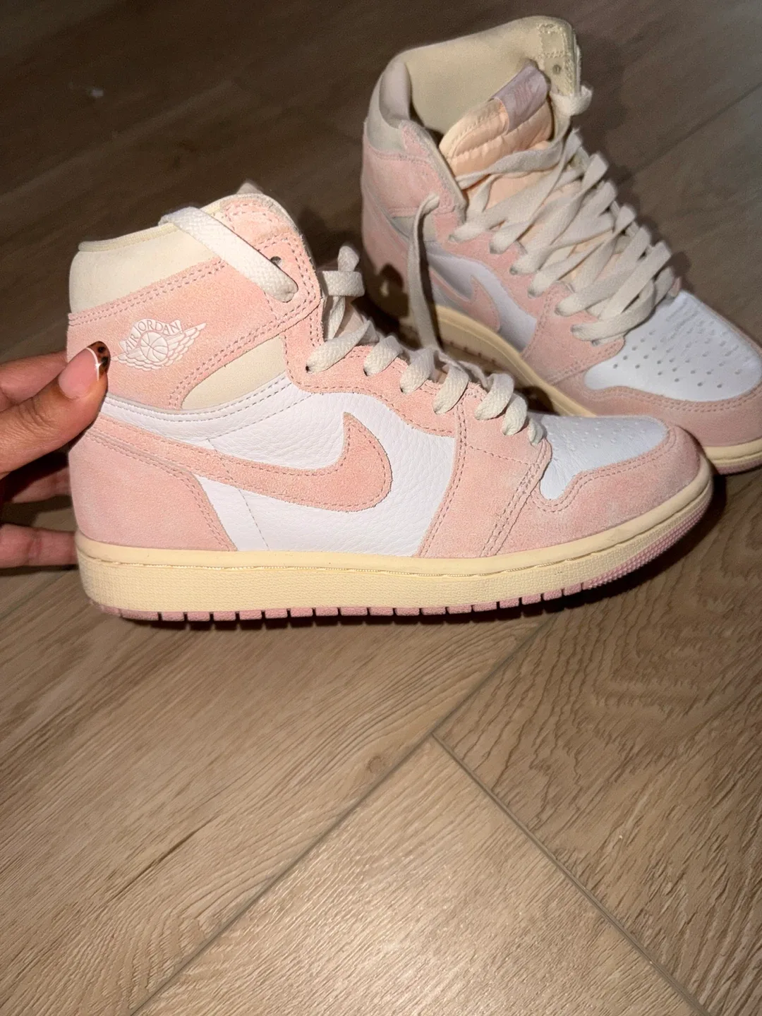 Nike Air Jordan 1 High OG Atmosphere (Bubble Gum)
