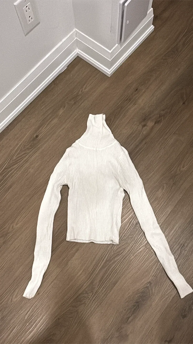 Assorted Women's Tops & Dresses - Size M/S image indicator(2)