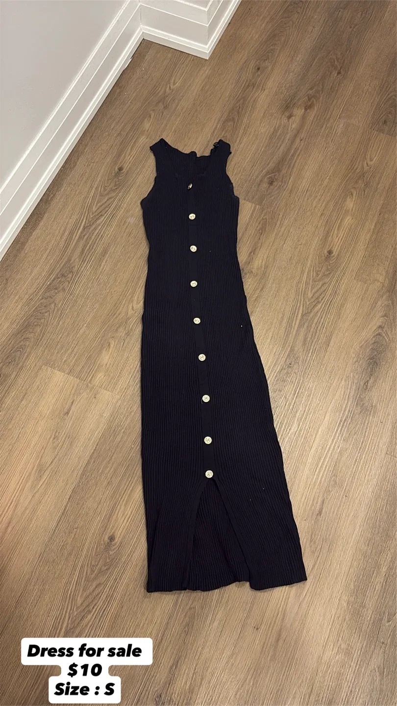 Assorted Women's Tops & Dresses - Size M/S image indicator(6)