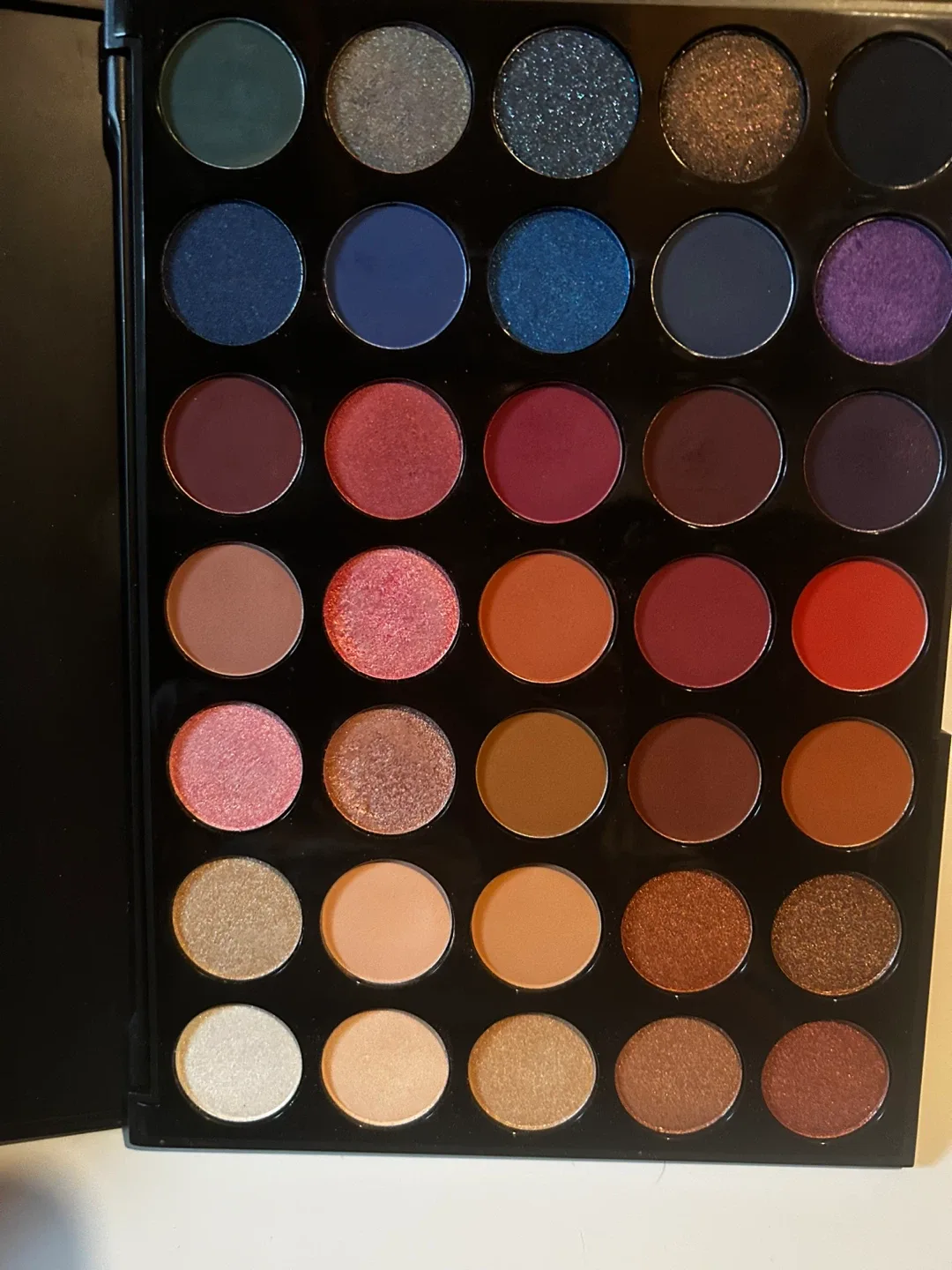 Morphe 35V Stunning Vibes Artistry Palette