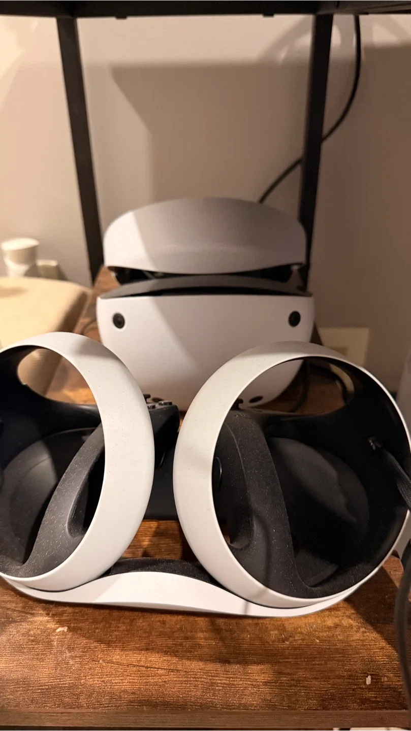 PlayStation VR2 Headset (Like New)