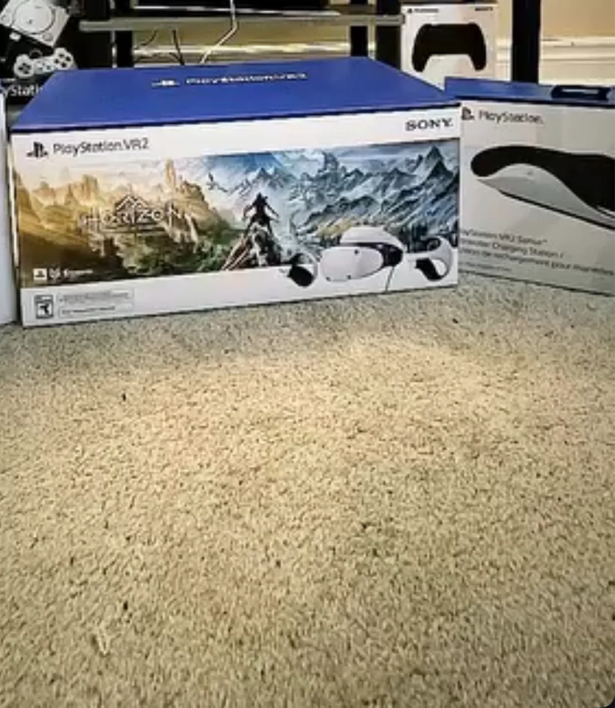 PlayStation VR2 Headset (Like New) image indicator(3)