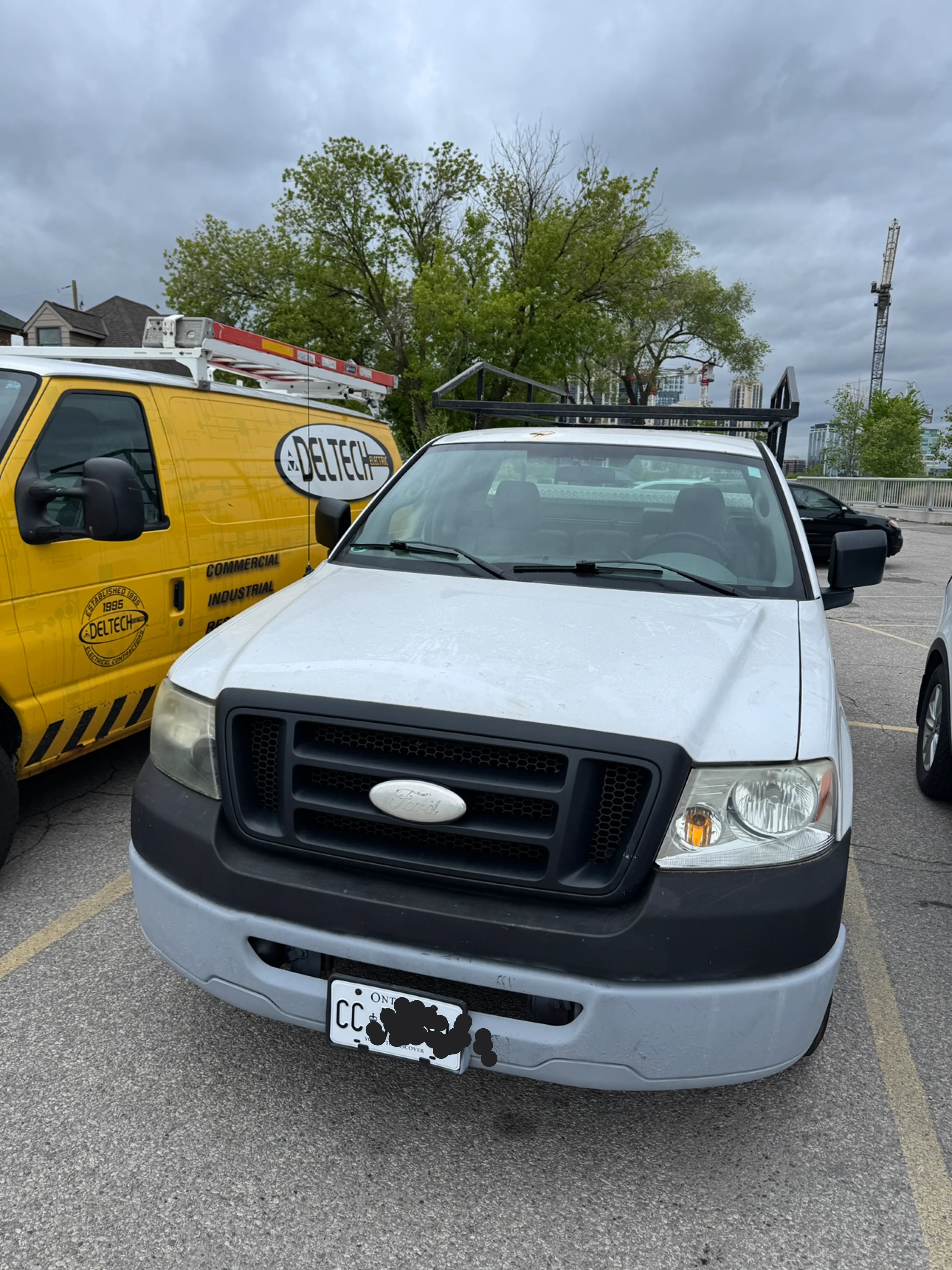 Ford F-150 Truck with Rack and Toolbox image indicator(4)