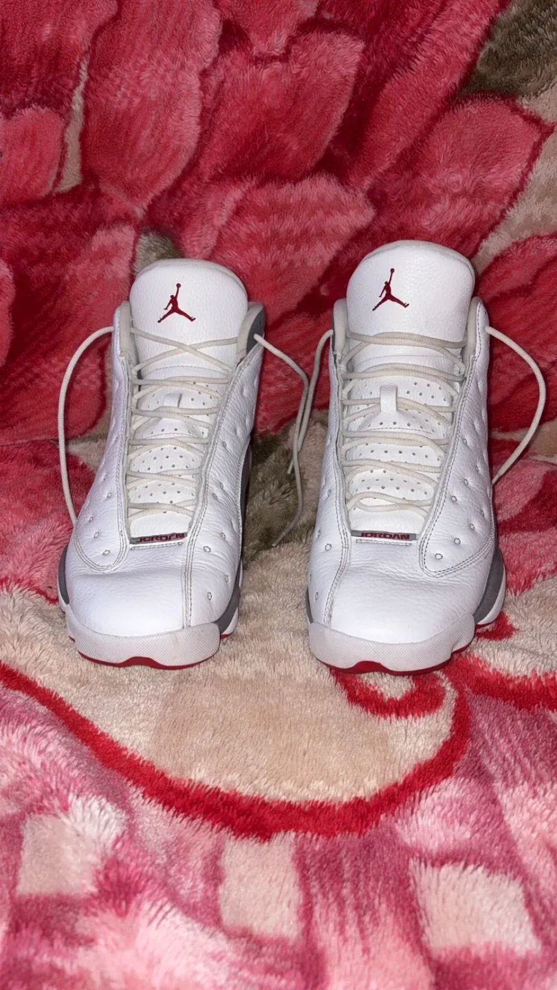 Air Jordan 13 Retro White Grey image indicator(7)