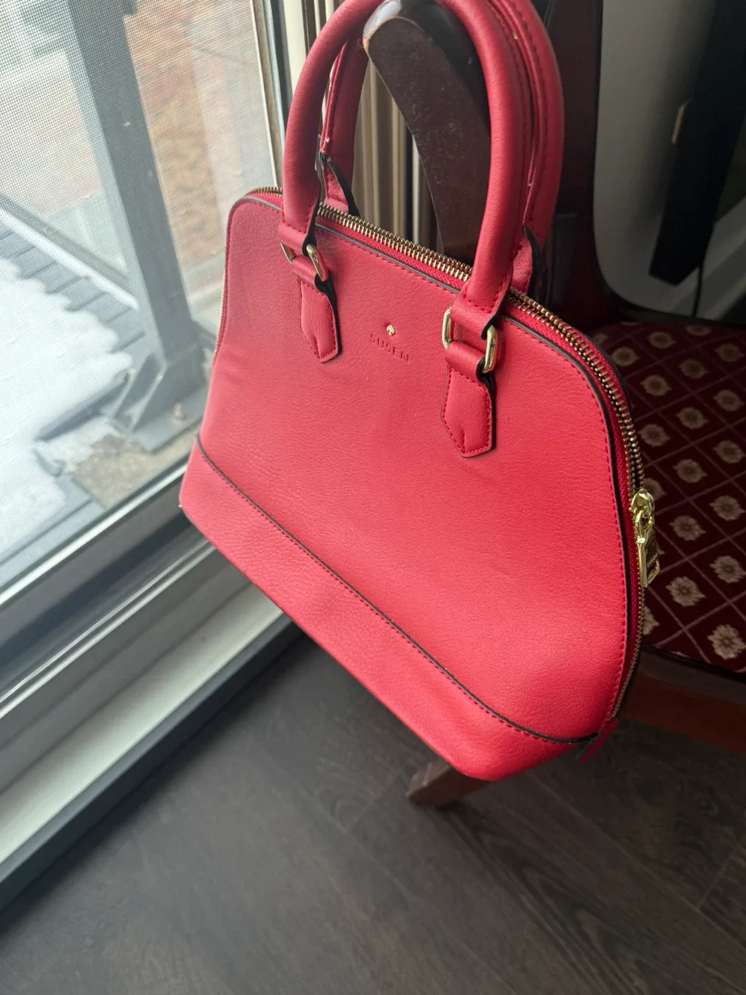 Suseen Red Dome Satchel Bag