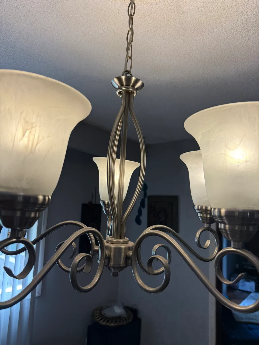 Chandelier - 5 Light image indicator(3)