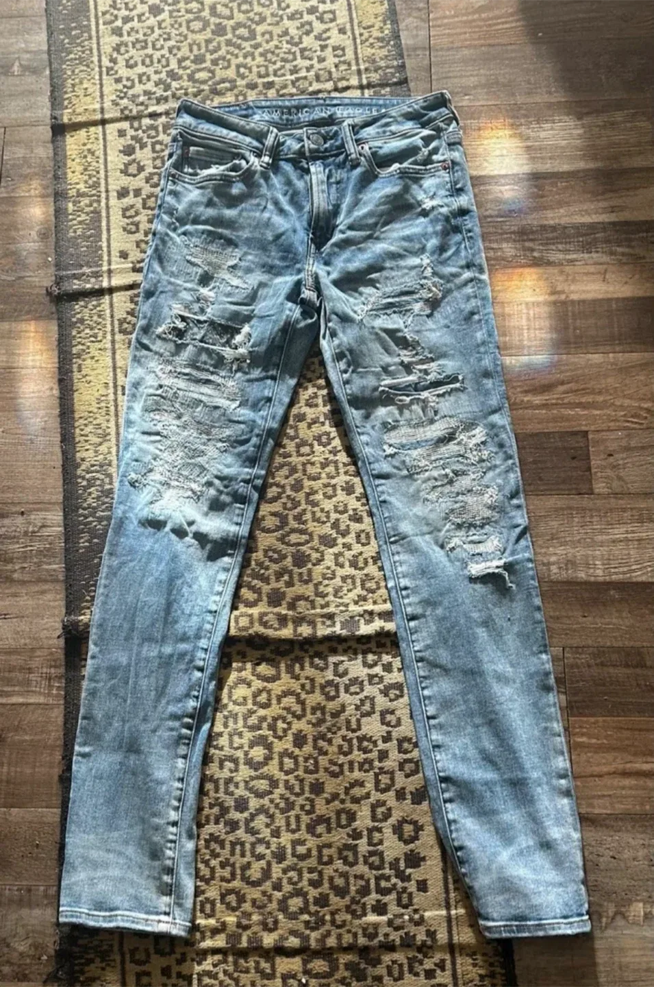 American Eagle Distressed Jeans