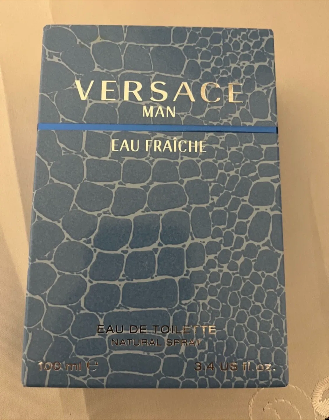 Versace Man Cologne 100ml image indicator(2)