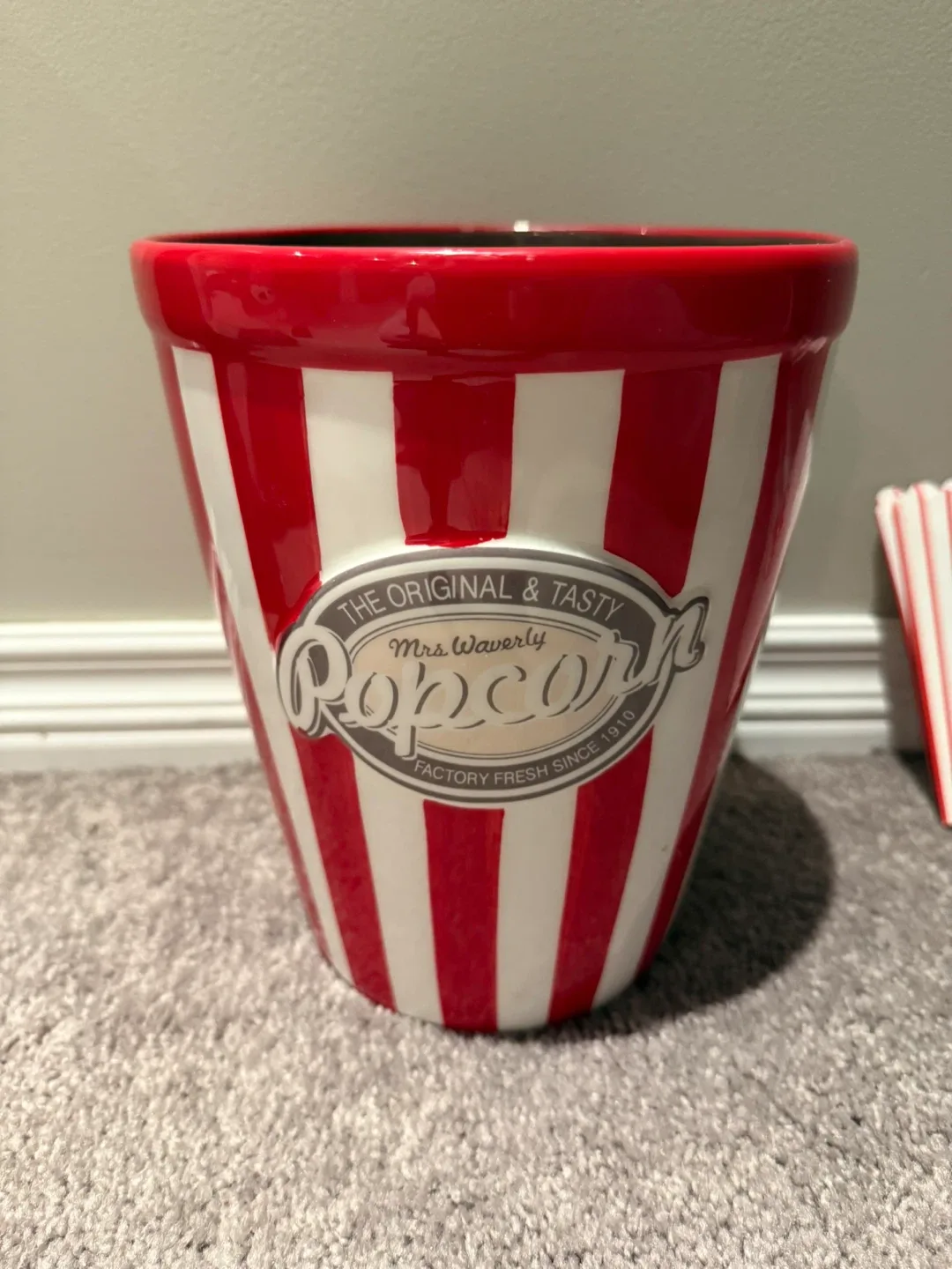 Mrs. Waverly Popcorn Bucket