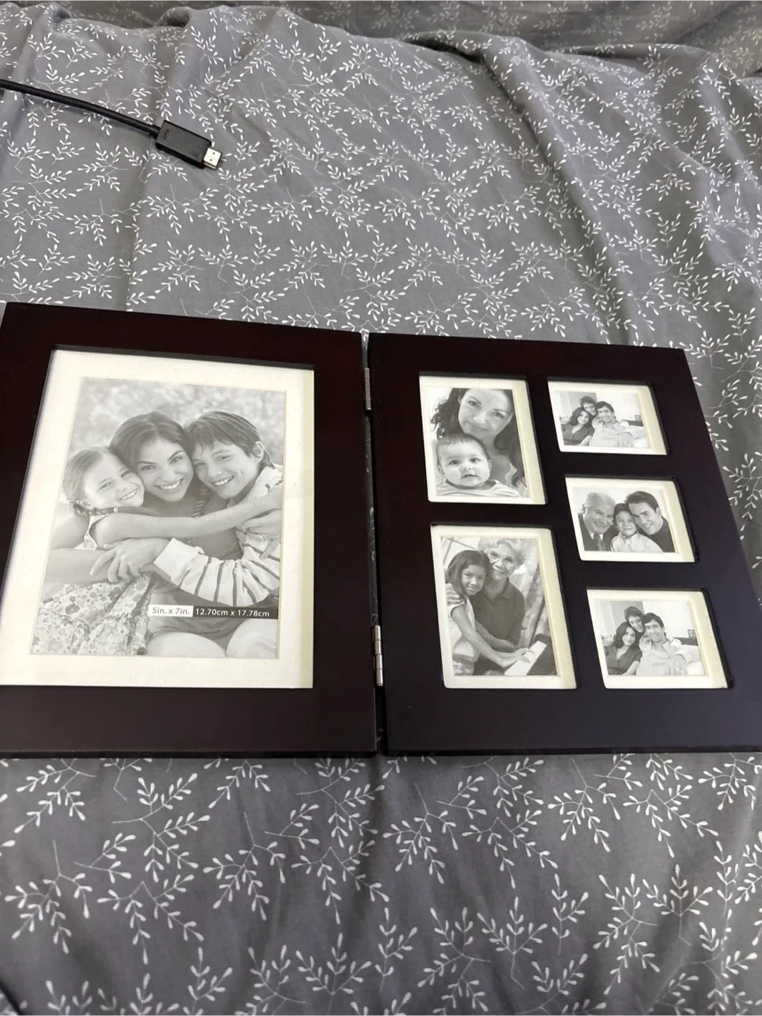 NEW multi photo frame all matted Bought at Micheal's well made