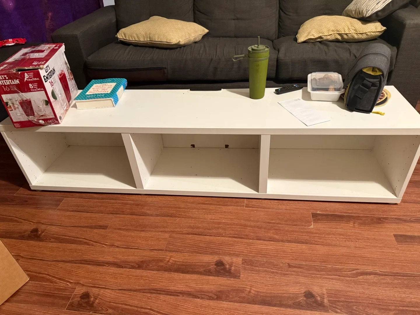 White IKEA Kallax Shelf Unit image indicator(3)