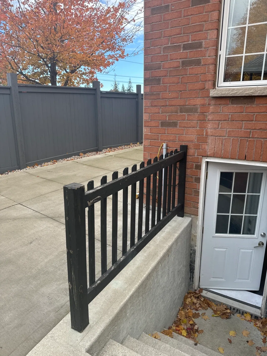 Bachelor for rent near Mavis and 407