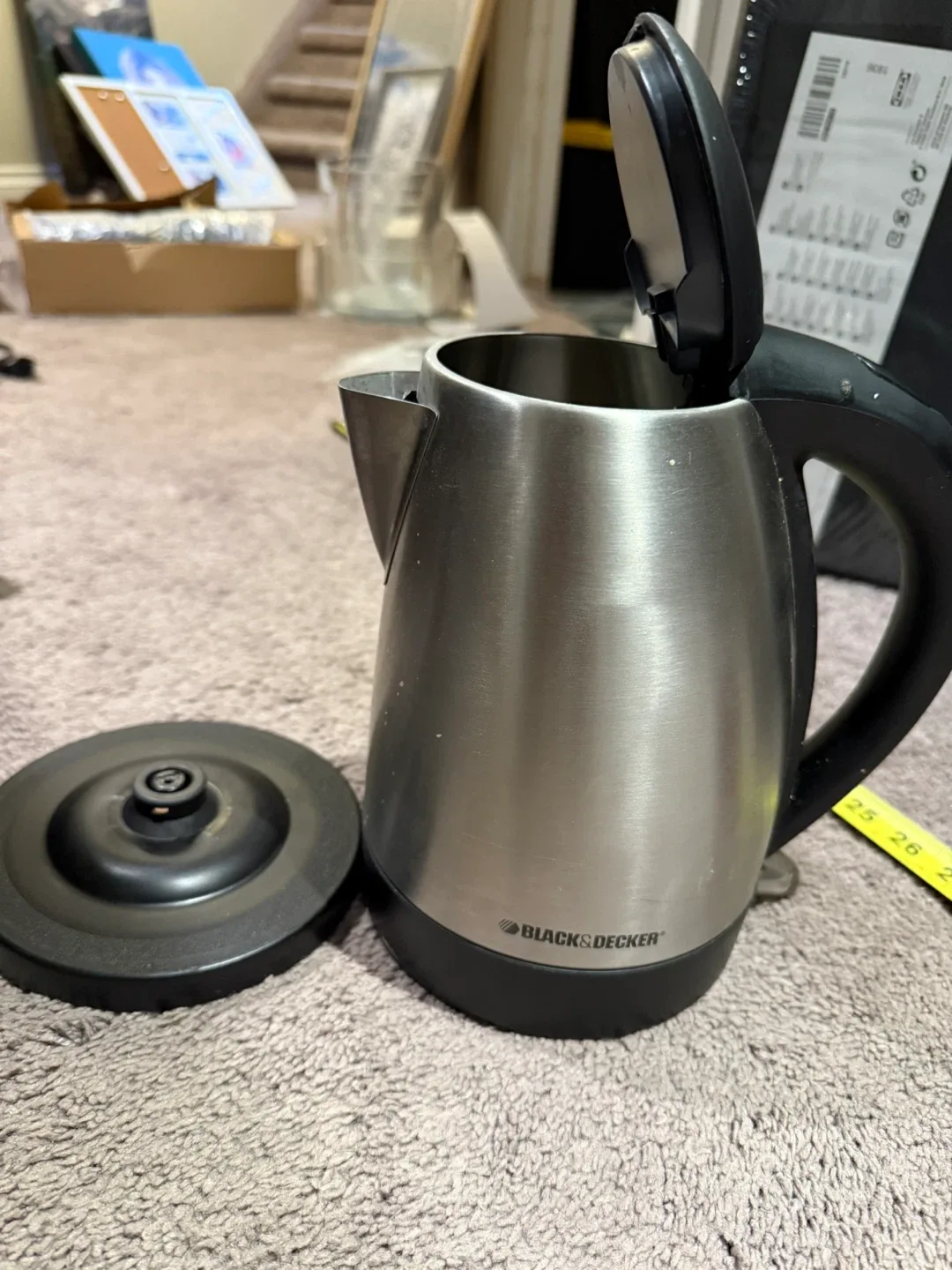 Black & Decker Stainless Steel Electric Kettle image indicator(2)