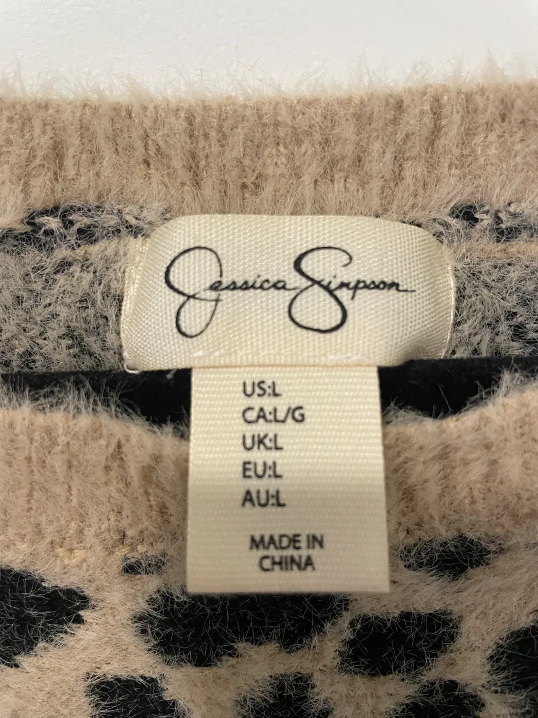 Jessica Simpson Leopard Print Sweater - Size L image indicator(3)
