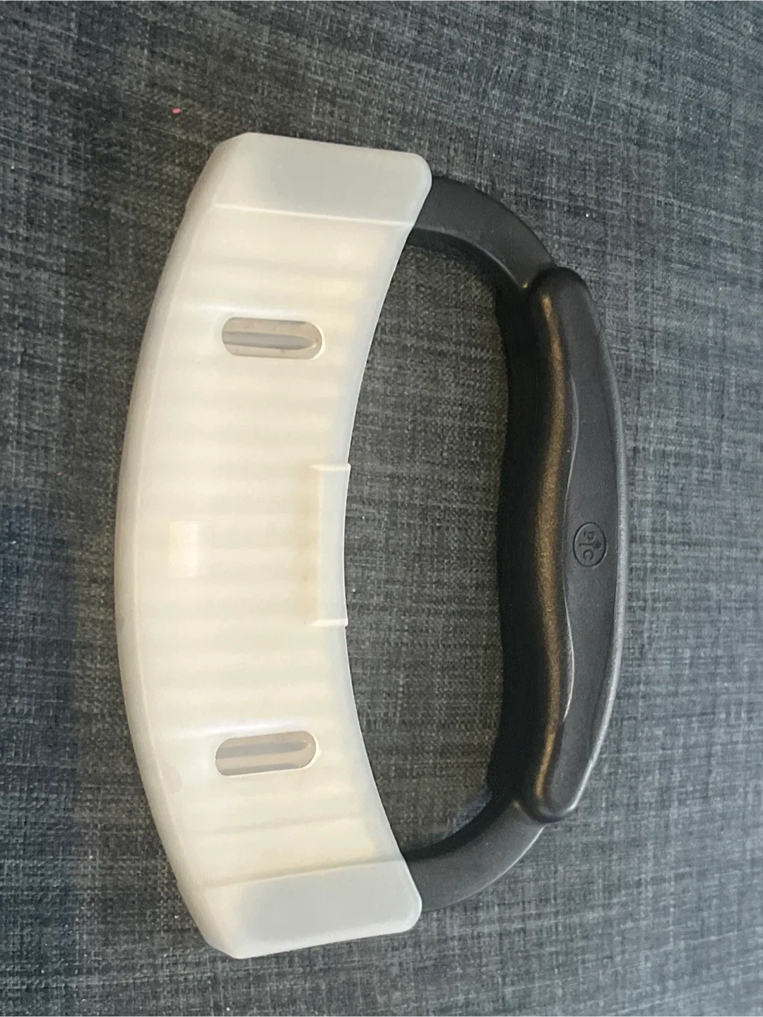 Pampered Chef Mini Fluted Cake Pan - 6 Cup image indicator(2)