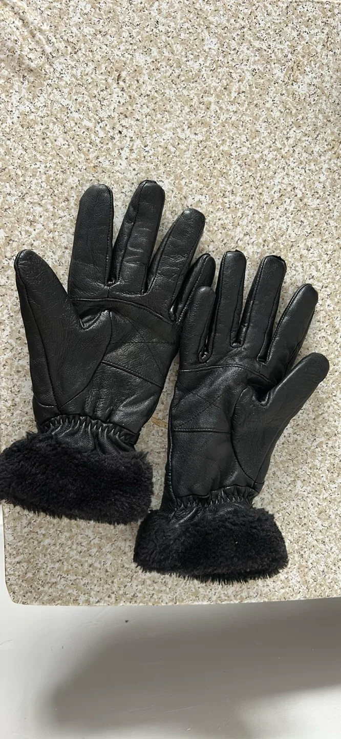 Black Leather Gloves with Fur Trim image indicator(2)