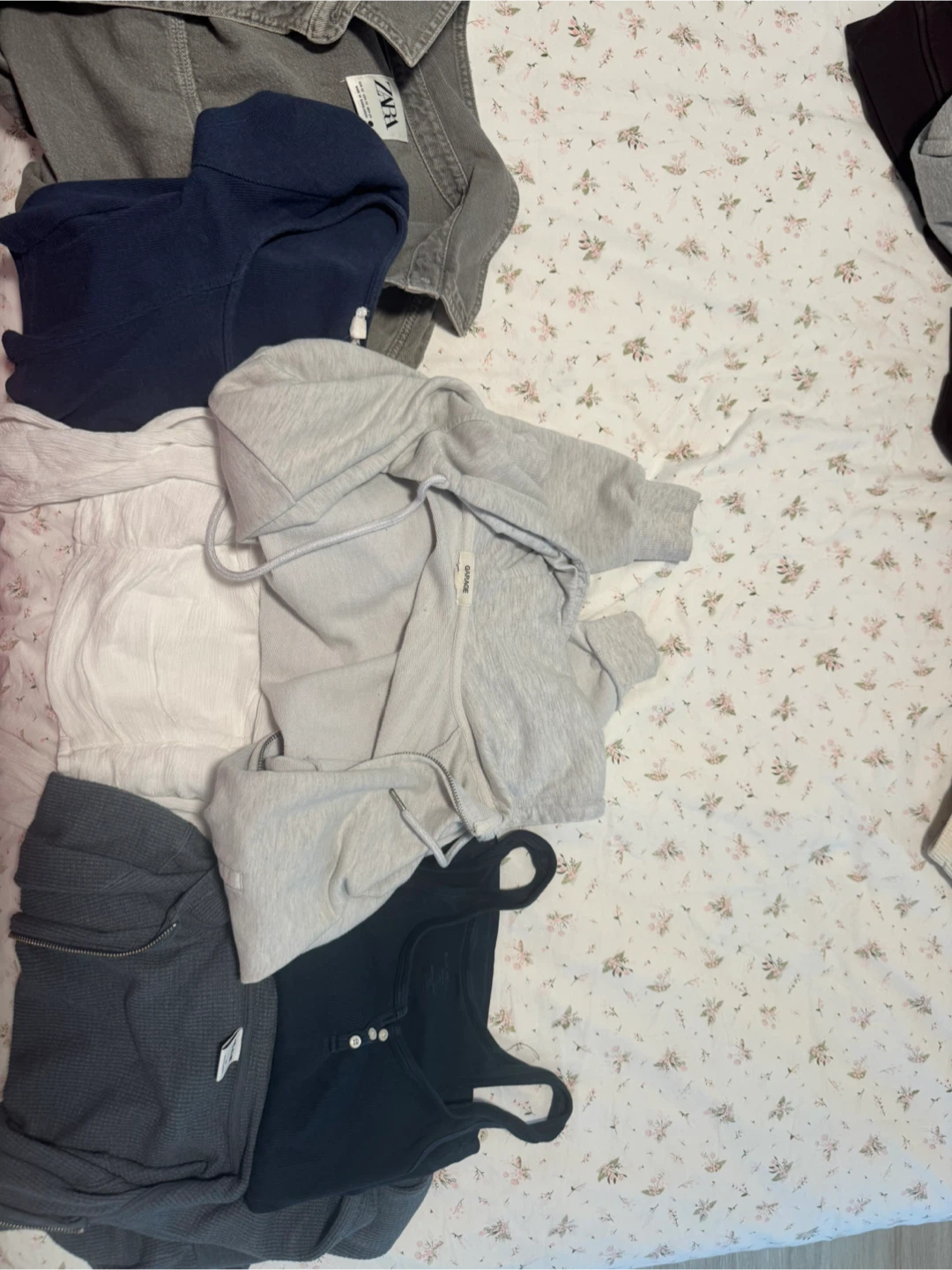 Huge closet clean out - photo 2