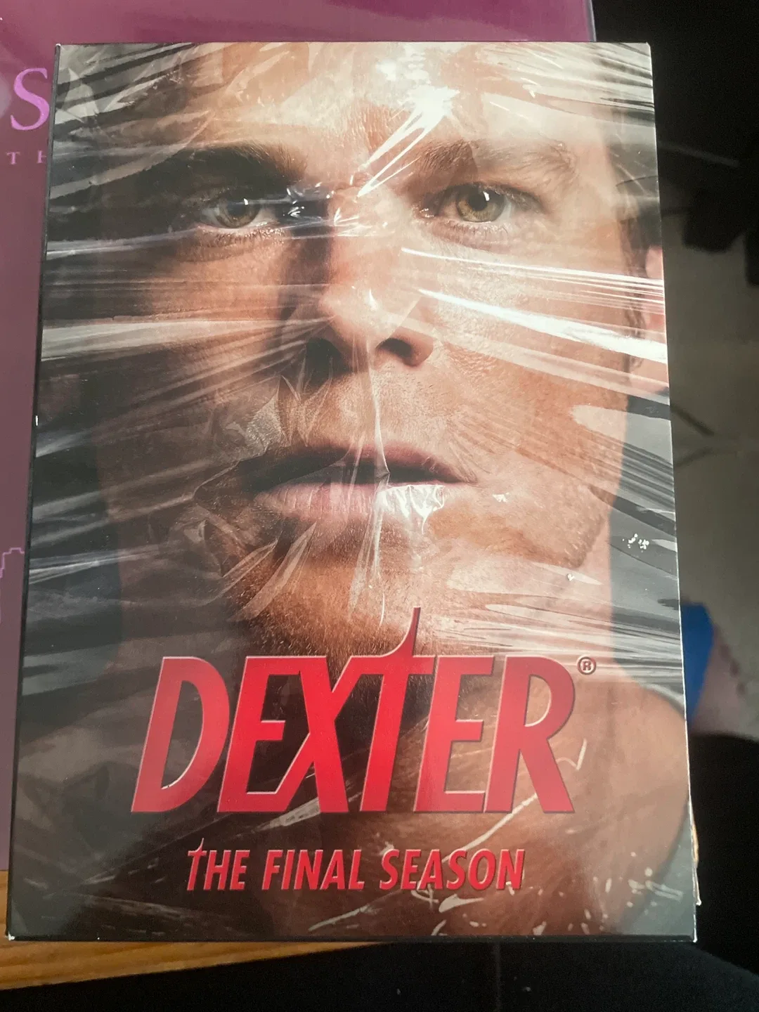 Dexter season 7 and 8 image indicator(2)