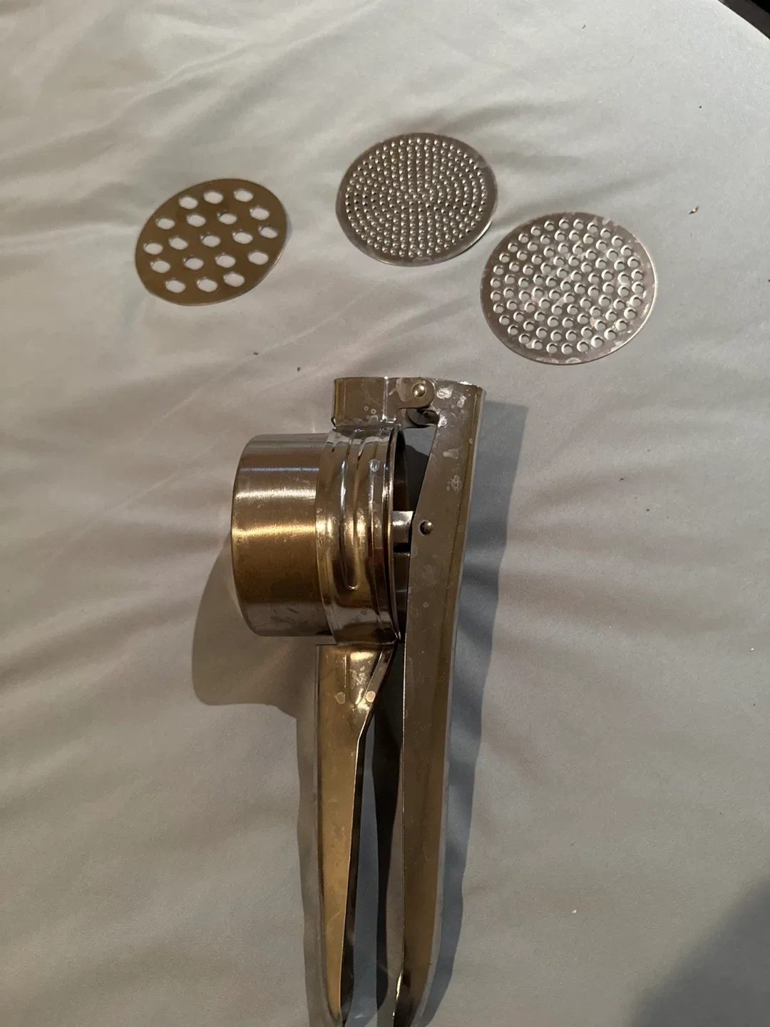 Metal Food Mill with 3 Discs (Potato Ricer)
