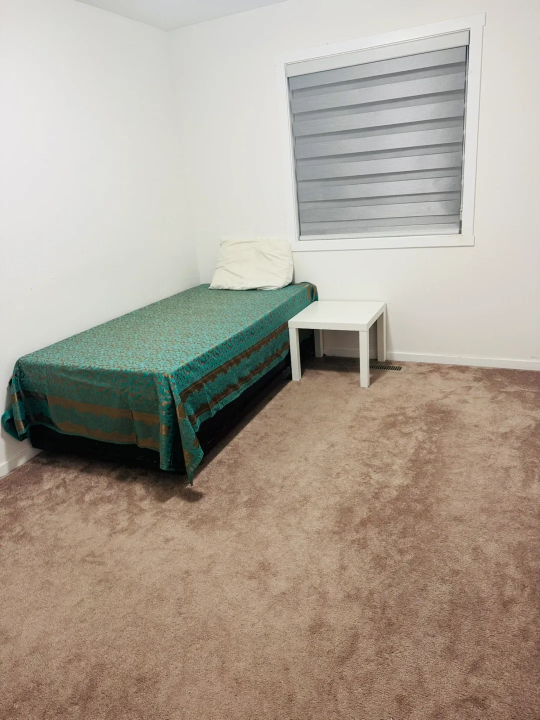 Private Bedroom for Rent (available immediately)